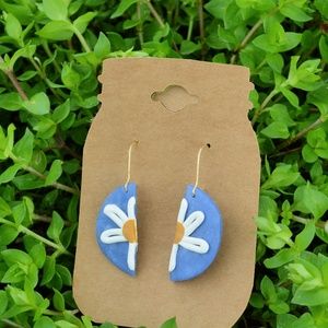 Daisy Dangle Earrings with Latchback Earwire